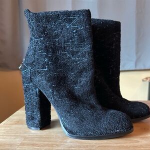Guess Black w/ Blue Tweed Modern Mid Boots